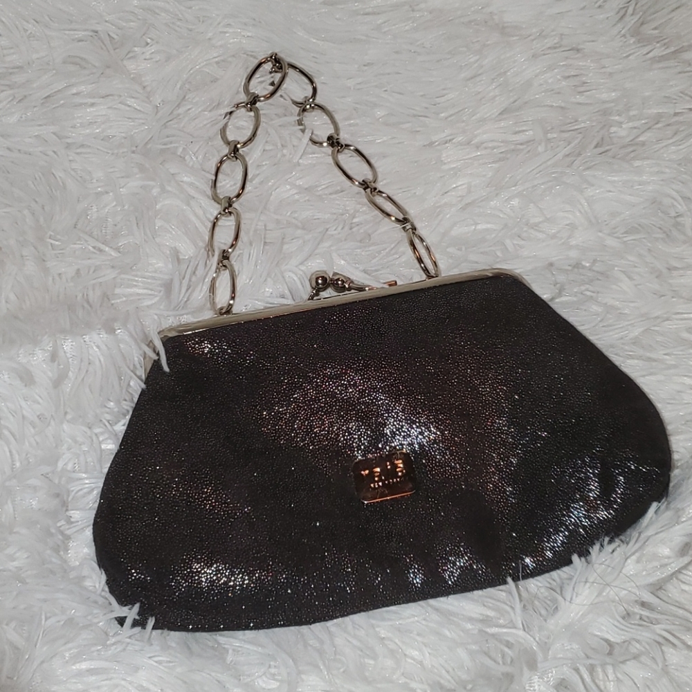 Mini hand clutch